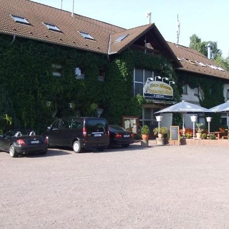 Hotel Restaurant Zur Hexe Überherrn Buitenkant foto